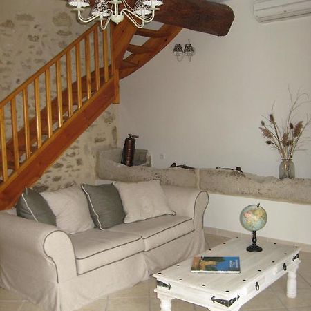 Bed and Breakfast Mas Du Puits Courthezon Номер фото